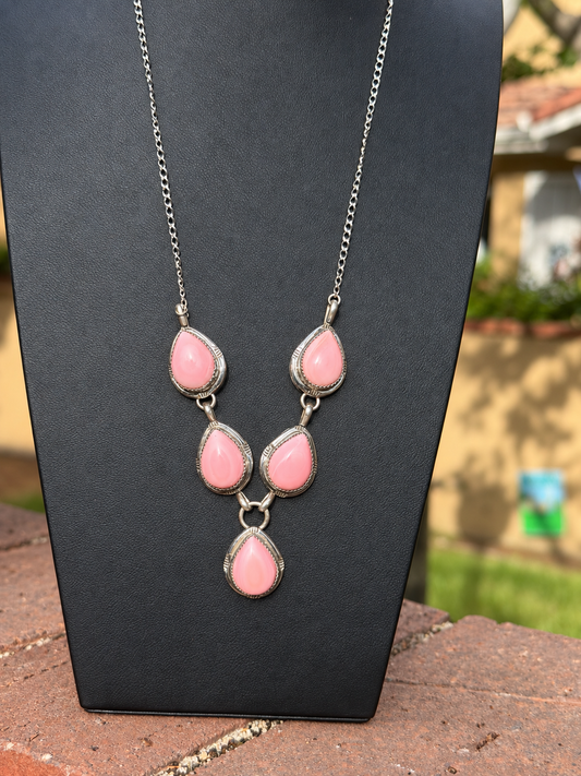 Native American Handmade 22” Pink Conch & Sterling Silver Lariat