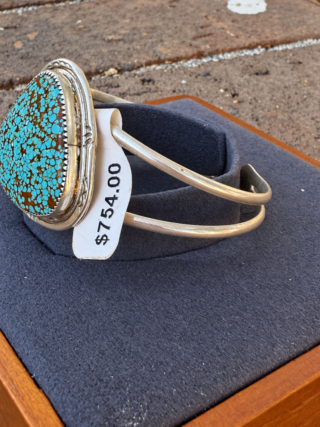 Native American, Handmade, Mine 8 & Sterling silver Cuff