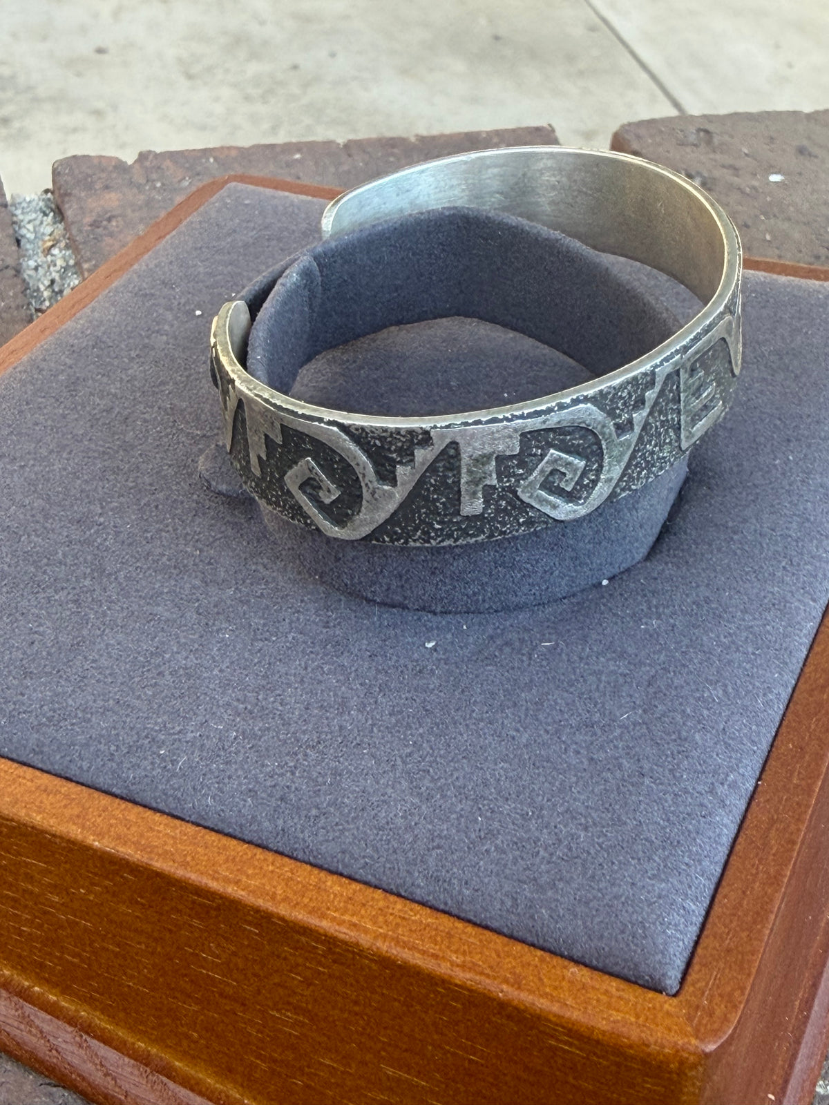 Native American, Handmade, Stamp Sterling silver Cuff